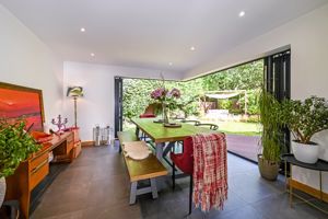 Garden Room - click for photo gallery